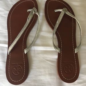 Tory Burch metallic leather sandals- size 9
